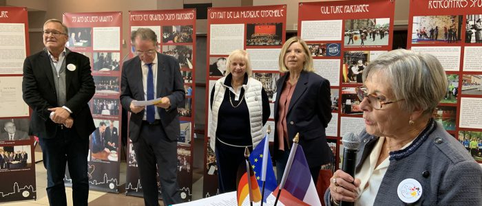 Rathaus Rodez, Foyer, Ausstellung zum 55. Jubiläum der Städtepartnerschaft